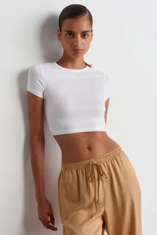 Damen Slim-Fit Cropped Crew Neck T-Shirt