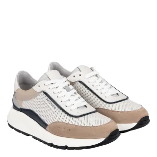 Justin Sneaker