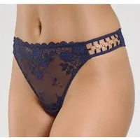 LASCANA String aus Spitze mit dekorativen Ringdetail, sexy Dessous, Reizwäsche