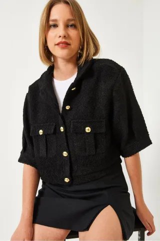 Gekürzte Plüschjacke mit Knöpfen und Hemdkragen