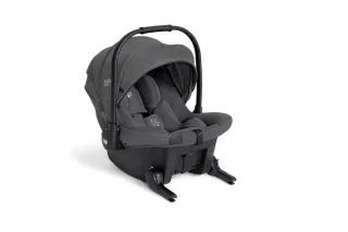 Joie Signature Babyschale Sprint (40-75cm) Ebony