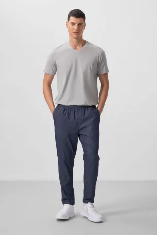 Herren Chinos mit geradem Schnitt aus Gabardine
