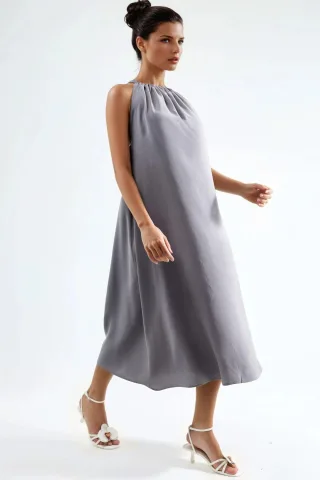 Halter-Nack Midi-Kleid