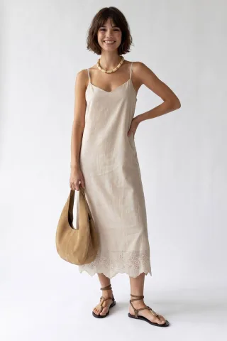 Besticktes A-Linien Midi Slipkleid