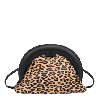 Dion Leo Pochette M