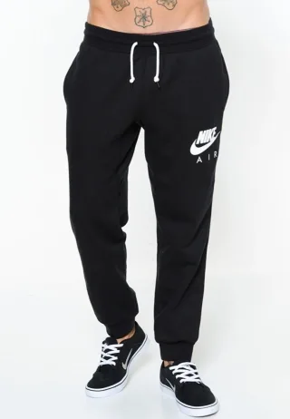 Nike Air Herren-Fleece-Jogger in Schwarz