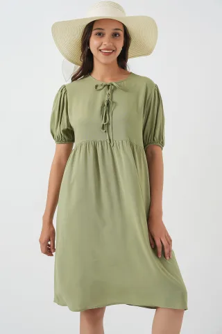 Midikleid mit Schleifenverschluss