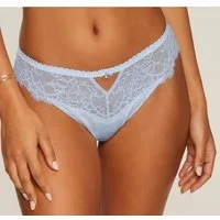 LASCANA String Alana mit hohem Seidenanteil und edler Spitze