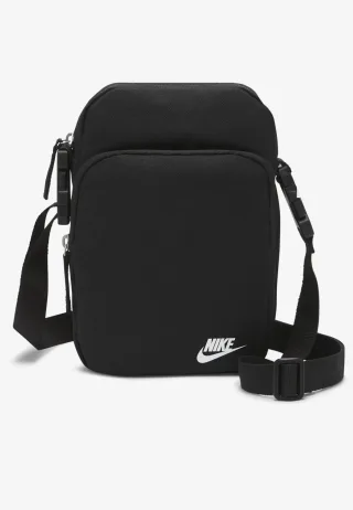 Nike Heritage Cross-Body Tasche in Schwarz