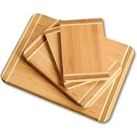 KESPER® Schneidebrett 3 verschiedene Größen, Bambus, (Set, 4-St), (1x 38x28,5x1,6 cm, 1x 28,5x20x1,6 cm, 2 x 25x15x1 cm)
