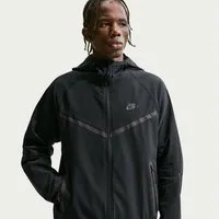 Nike Sportswear Trainingsjacke Nike Tech Men's Dri-FIT Woven Full-Zip Windrunner Jacket mit durchgehendem Reißverschluss, aus Woven-Material