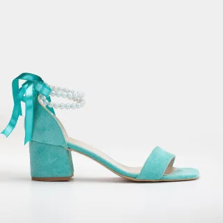 Hellblau