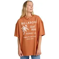 Billabong T-Shirt Jumps In Water