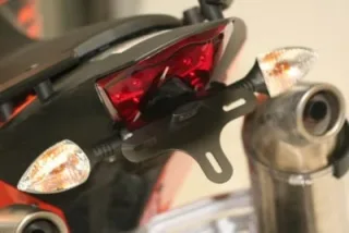R&amp;G Kennzeichenhalter Heckumbau KTM 690 Duke Bj.2008-2011 &amp; Supermoto 690 eintragungsfrei