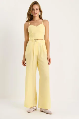 V-Ausschnitt Bluse und weit geschnittene Hose Set