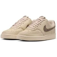 Nike Sportswear Court Vision Low Premium Sneaker