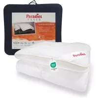 Paradies Kunstfaserbettdecke Paradies Halia-Fill Ganzjahresbett medium warme Bettdecke 135x200, Füllung: Paradies Fill Fasertechnologie für dauerhaft kuscheliges Volumen, 50% recycelt., Bezug: 100% Baumwolle, veredelt mit Aloe vera