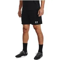 Under Armour® Shorts UA M CHALLENGER CORE SHORT für Fußball, aus Polyester, auch in großen Größen