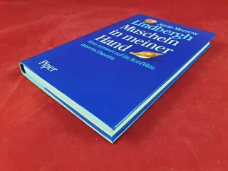 Muscheln in meiner Hand: Eine Antwort auf die Konflikte unseres Daseins