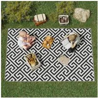 Outsunny Outdoorteppich Kunststoffteppich mit Doppelseitigem Design, rechteckig, Höhe: 0.3 mm, Schwarz+Weiß, 152 x 243 cm