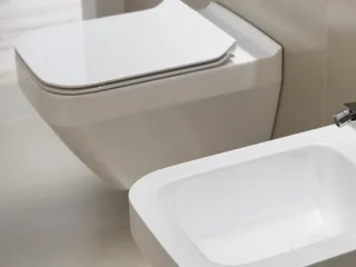 Neuesbad Serie 300 Wand-Tiefspül-WC spülrandlos (rimless), weiss mit Beschichtung, B:350, T:520mm 1K114-0161