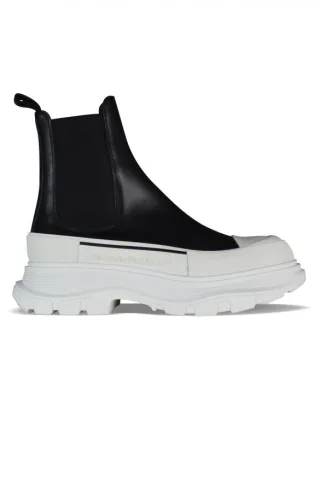 Alexander McQueen Stiefeletten Tread Slick Schwarz