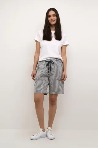Shorts KAnaya Shorts Regular fit