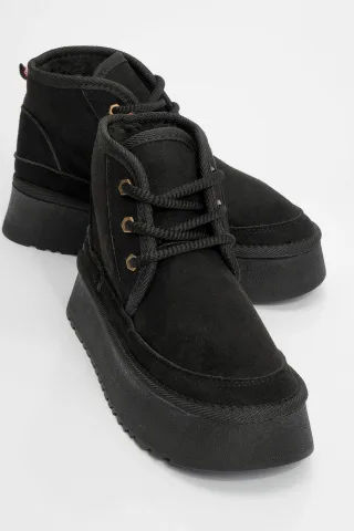 Schwarz