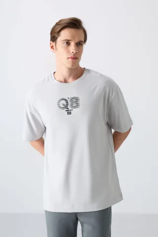 Übergroßes T-Shirt mit bedrucktem Logo und Rundhalskragen