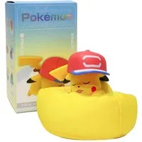 The Pokémon Company Sammelfigur schlafende Pokemon Figuren mit Kissen Sammlerstück Auswahl z.B Pikachu, Pikachu, Glumanda, Bisasam & co