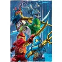 BERONAGE Tagesdecke LEGO Ninjago Kuscheldecke Templefall 150x200 cm Decke, passend zur Bettwäsche, ideal für Sofa, Couch, Bett, Auto, Camping
