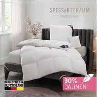 SPESSARTTRAUM Daunenbettdecke First Class, Füllung: 90% Daunen / 10% Federn, Klasse 1, Downpass zertifiziert, Bezug: 100% Baumwolle, Made in Green, Hausstauballergiker geeignet, 5 Wärmeklassen & 6 Größen, Bestseller