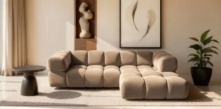 Ecksofa Designersofa BLANCHE in Stoff Bluvel Latte Ottomane Rechts