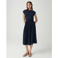 OPUS Midikleid mit fließender Silhouette Femininer Look mit eleganter Länge