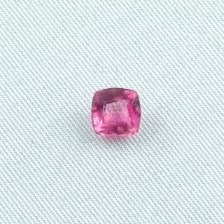 1,10 ct Turmalin Neon Pinker Rubellit Kissenschliff Edelstein