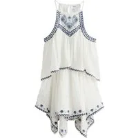 Next Playsuit Playsuit mit Stickerei und Zipfelsaum (1-tlg)