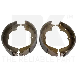 NK Bremsbackensatz hinten Daihatsu Rocky Toyota Dyna Hiace Hilux