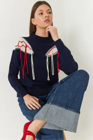 Fransen Crew-Neck Musterpullover