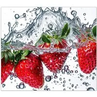 Primedeco Herd-Abdeckplatte Herdabdeckplatte Spritzschutz aus Glas Erdbeeren im Wasser, Glas, (1 tlg)