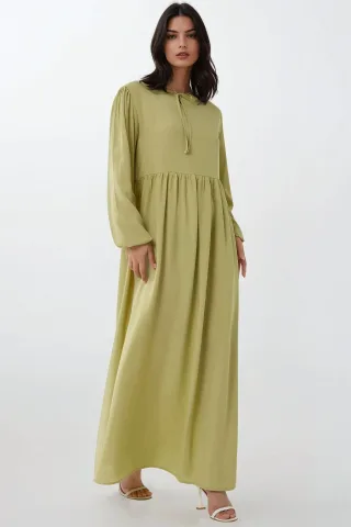 Maxikleid mit A-Linien-Schnitt und Rundhalsausschnitt