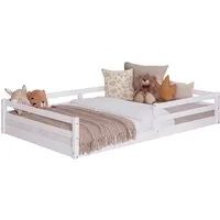 Ticaa Kinderbett,Neo Bodenbett Montessori aus Kiefer massiv bis 150kg belastbar, inkl. Lattenrost & abnehmbarem Rausfallschutz, 120x200, Weiß