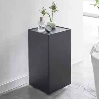 Yamazaki Toilettenpapier Aufbewahrung für 12 Rollen 13x48x58cm schwarz 05281. Diskreter Toilettenpapierschrank ideal für kleine Badezimmer und Gäste-W