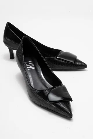 Briana Schnalle Spitzer Zehenbereich Pumps (Damen)