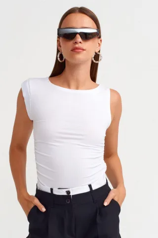Ärmellose Boot-Ausschnitt Slim-Fit Bluse