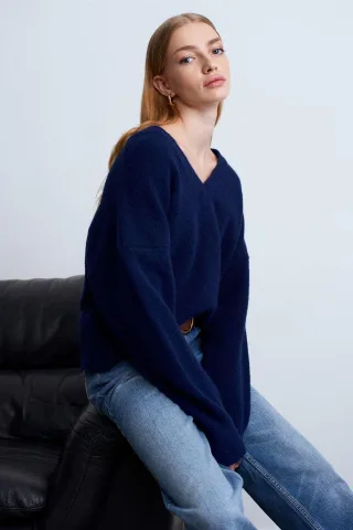Dunkelblau