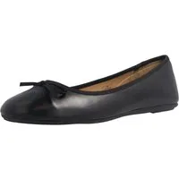 Fitters Footwear 2.589609 Lina Black Ballerina