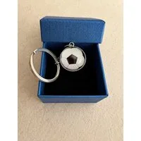 Stelby Schlüsselanhänger mit Gravur Fussball Schlüsselanhänger 3D mit Geschenkbox (Weihnachtsgeschenk, Geburtstagsgeschenk, Valentinstaggeschenk), langlebig, pflegeleicht, unisex