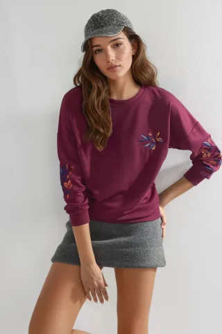 Modal Touch Rundhals Bestickter Pullover
