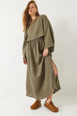 Strukturierte Bluse mit Rundhalsausschnitt und Rock-Set