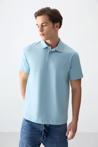 Übergroßes Polokragen-T-Shirt